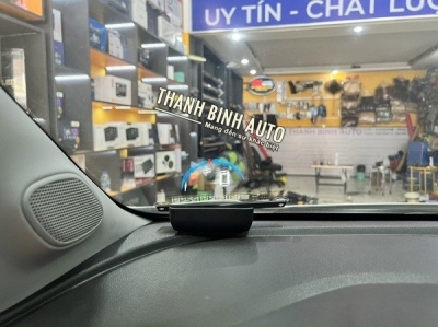 Hiển thị tốc độ lên kính lái xe FADIL